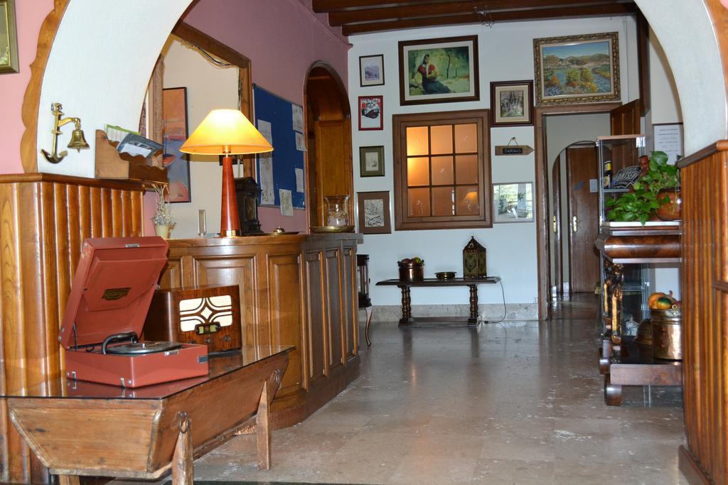 Hostal De La Gloria Viladrau Exterior foto