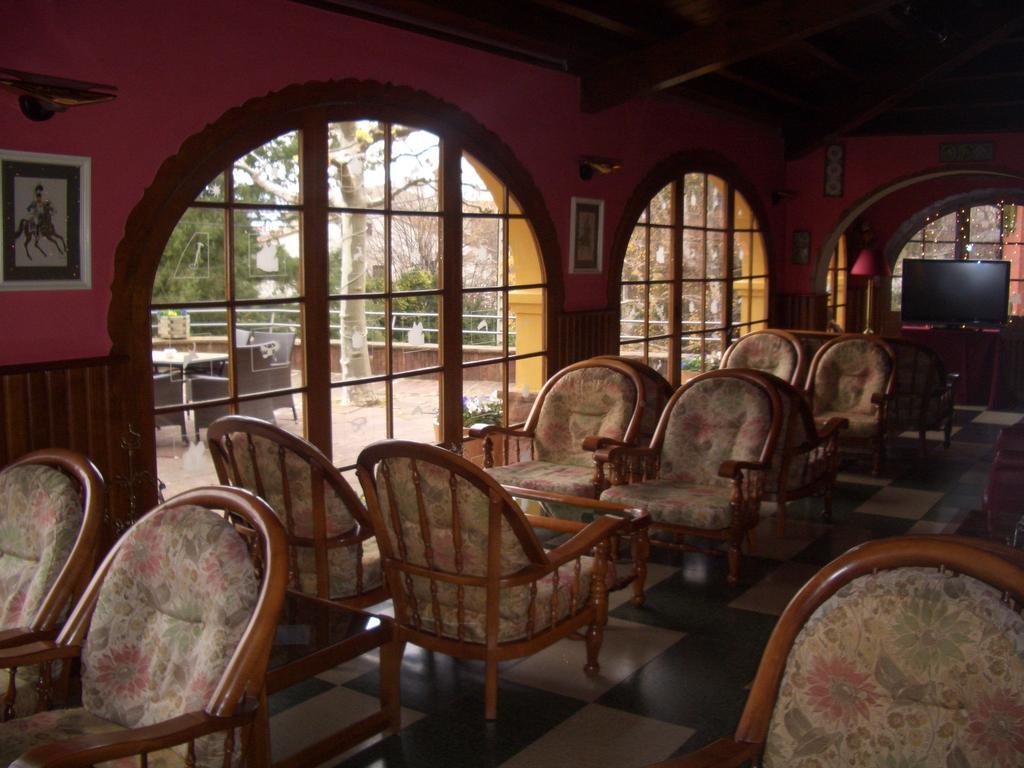 Hostal De La Gloria Viladrau Exterior foto